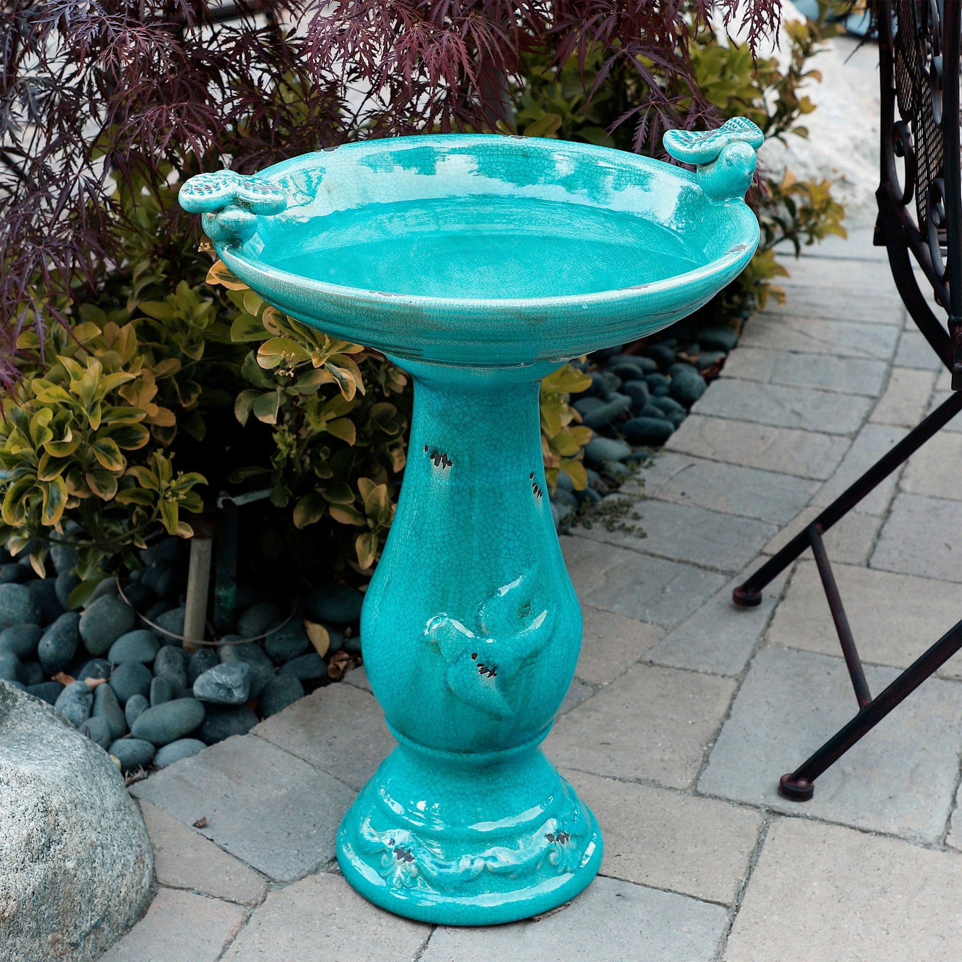 Alpine Corporation 25 Tall Turquoise Antique Ceramic Bird Bath with Two Birds
