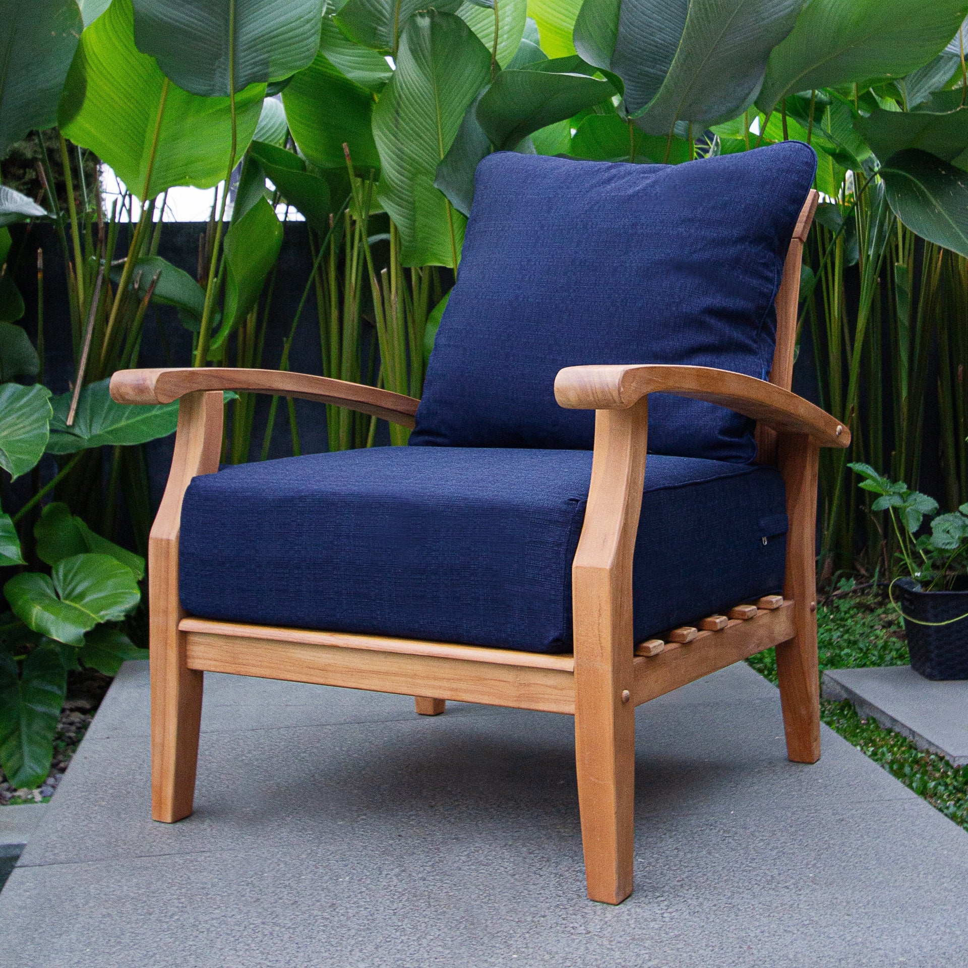 Cambridge Casual Leon 3-piece Teak Patio Chat Set with Cushions