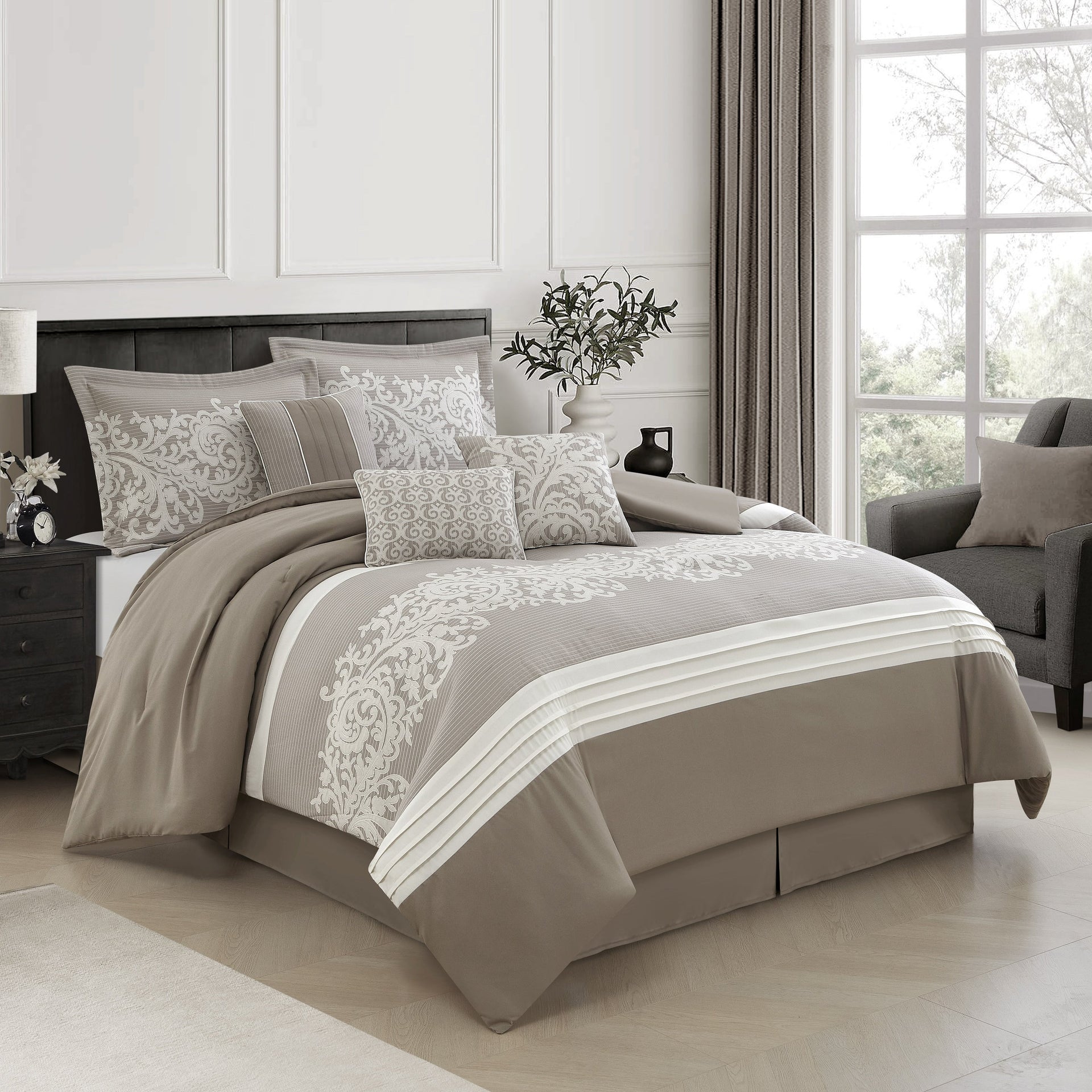 Nanshing Salem Damask Jacquard 7-Piece Comforter Set