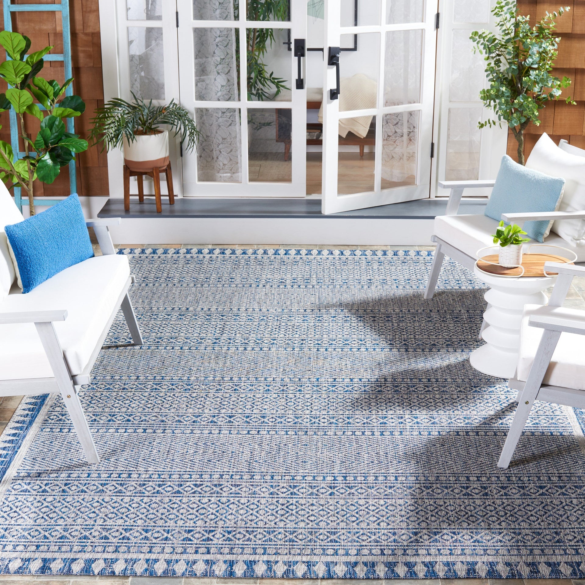 SAFAVIEH Courtyard Zikrija Transitional Rug - Navy/Grey - 8' x 11'